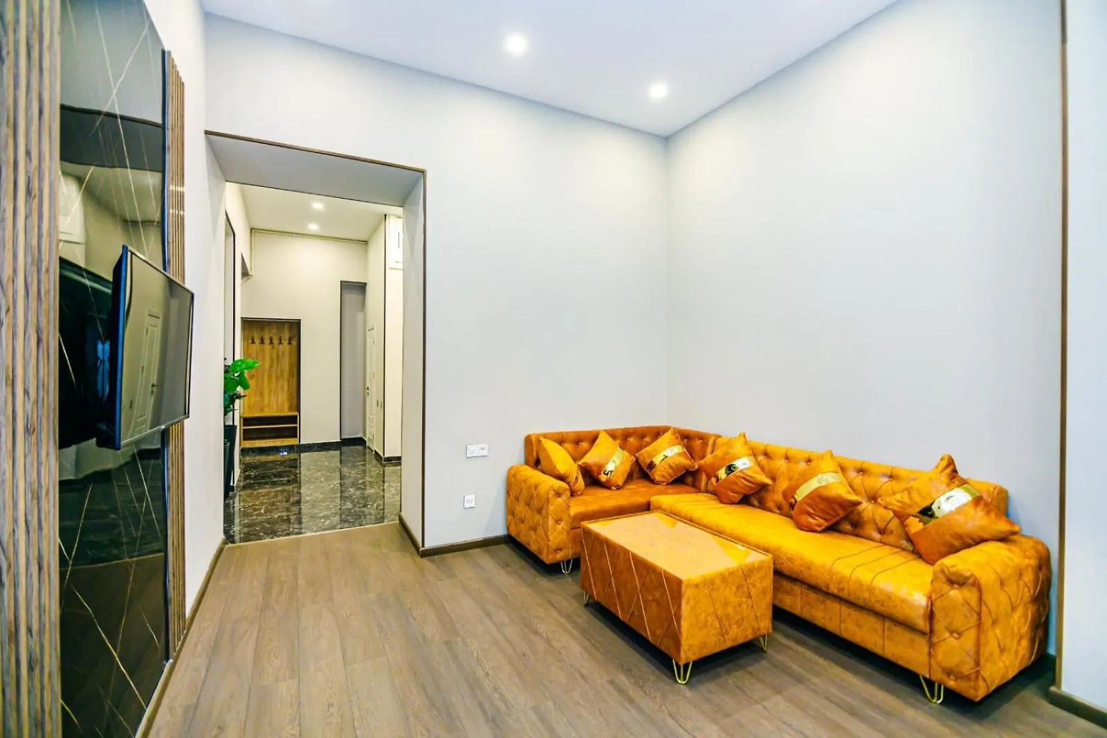 Garden Of Fountains Home 巴库 公寓