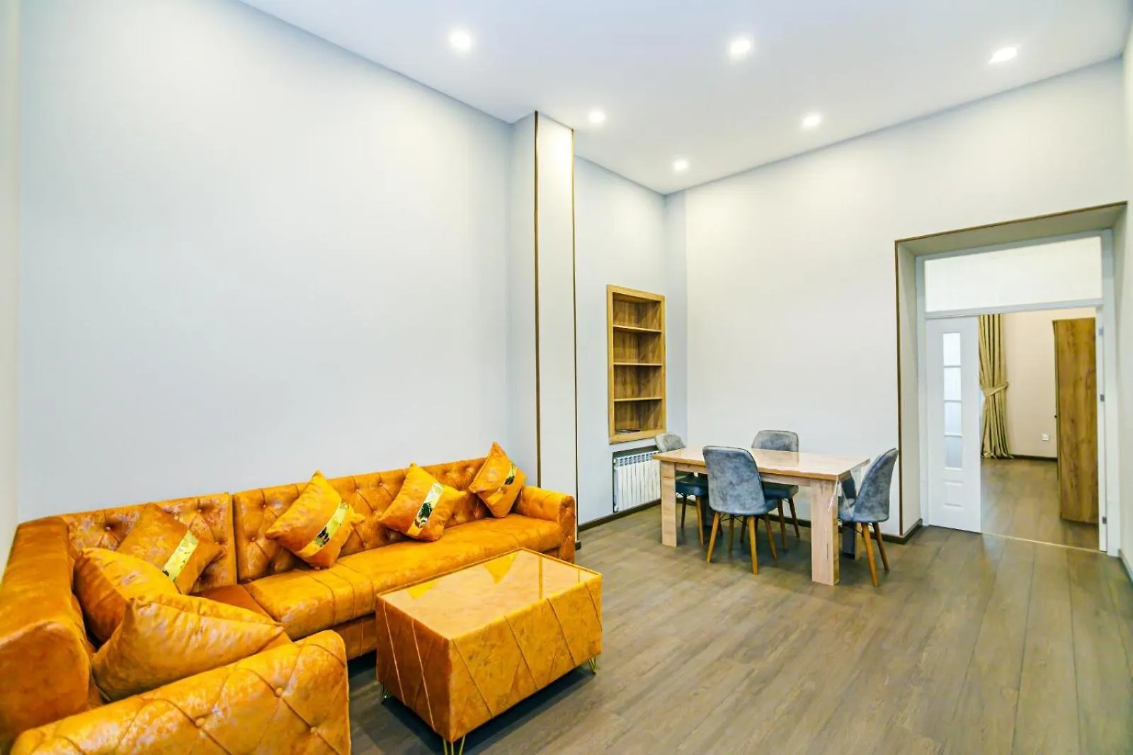 Garden Of Fountains Home 巴库 公寓
